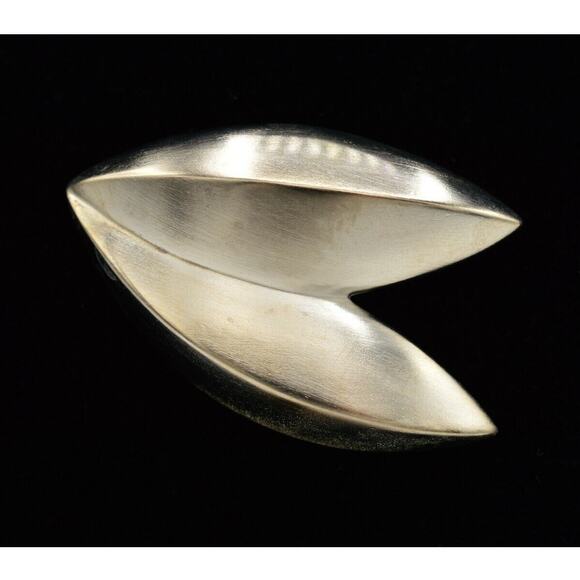 Givenchy Vintage Leaf Pin Brooch Petal Brushed Silver Chunky Signed 1980s 9B - Picture 1 of 11